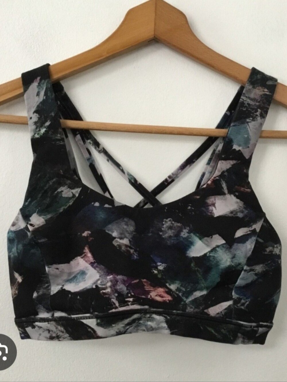 Only Bundle💎lululemon athletica Black Multicolor Strappy Sports Bra